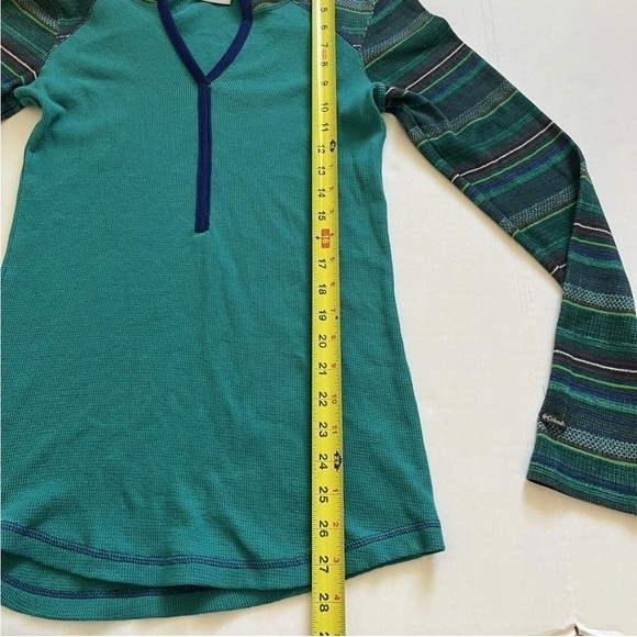 Columbia hooded waffle knit long sleeve - Picture 11 of 11